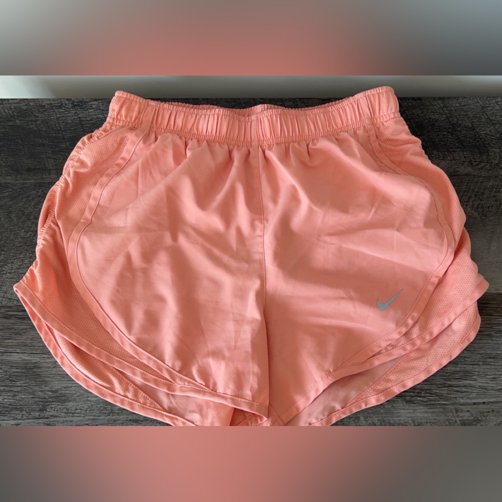 Nike Shorts Size Small